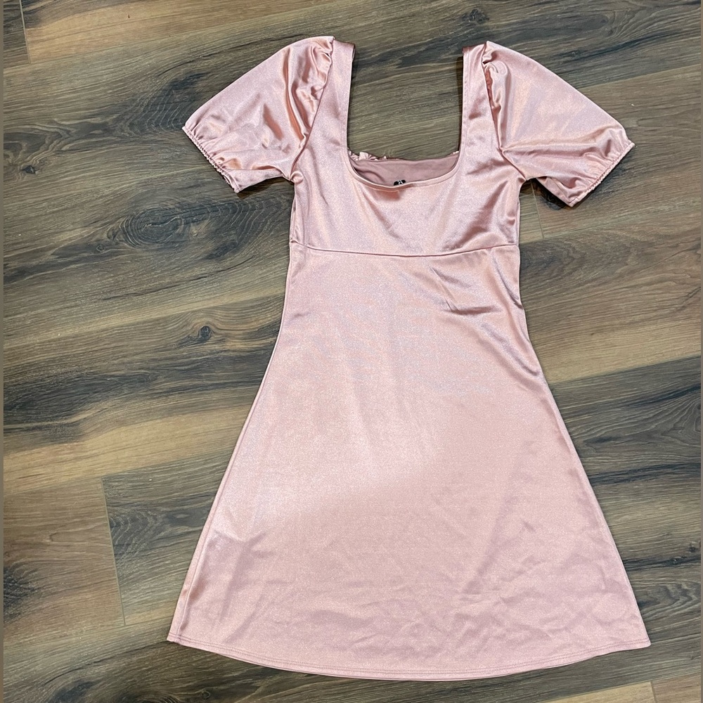 ✨pink baby doll dress✨ - Picture 2 of 2